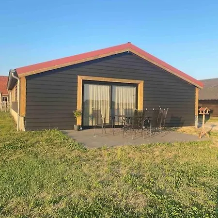 Ut-huuske Vakantiehuis *