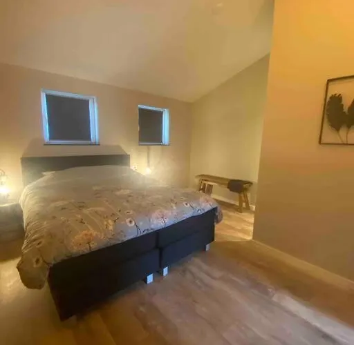 Holiday home Ut-huuske *