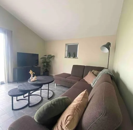 Ut-huuske Holiday home