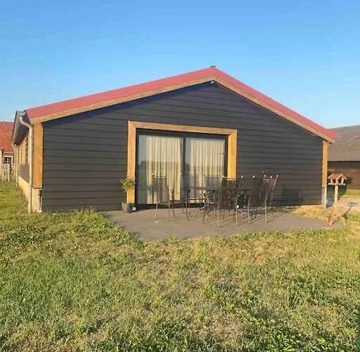 Ut-huuske Holiday home *